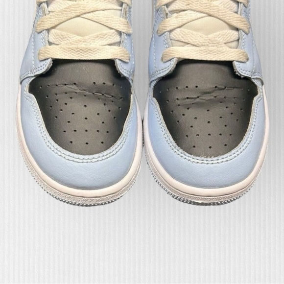 Nike Air Jordan 1 Low Baby Blue Black Cream | Size 5.5Y/7W - Picture 7 of 13